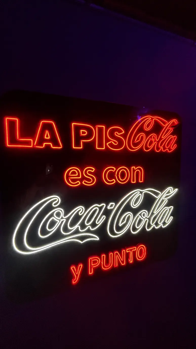 NEÓN PERSONALIZADO — obra 19 de 25